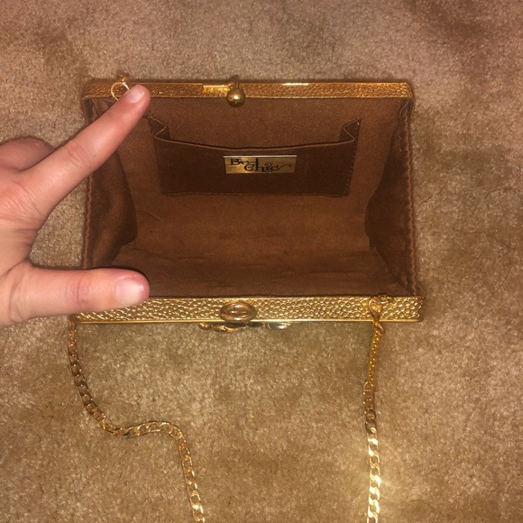 WILLING TO TRADE - TRADE VALUE $450 - Picture 4 of 8